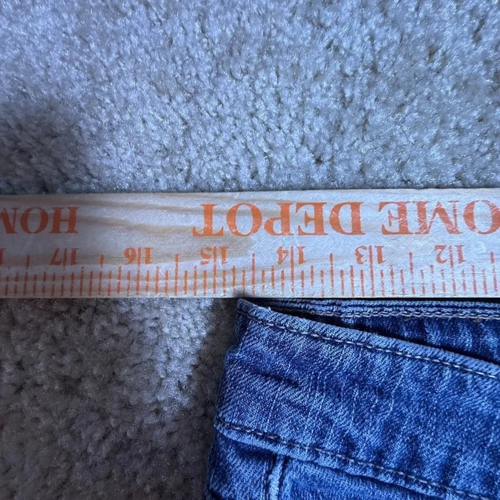 Levi's‎ 518 Skinny Jeans Women's Size 5 Short Blue Stretch Denim 29x29